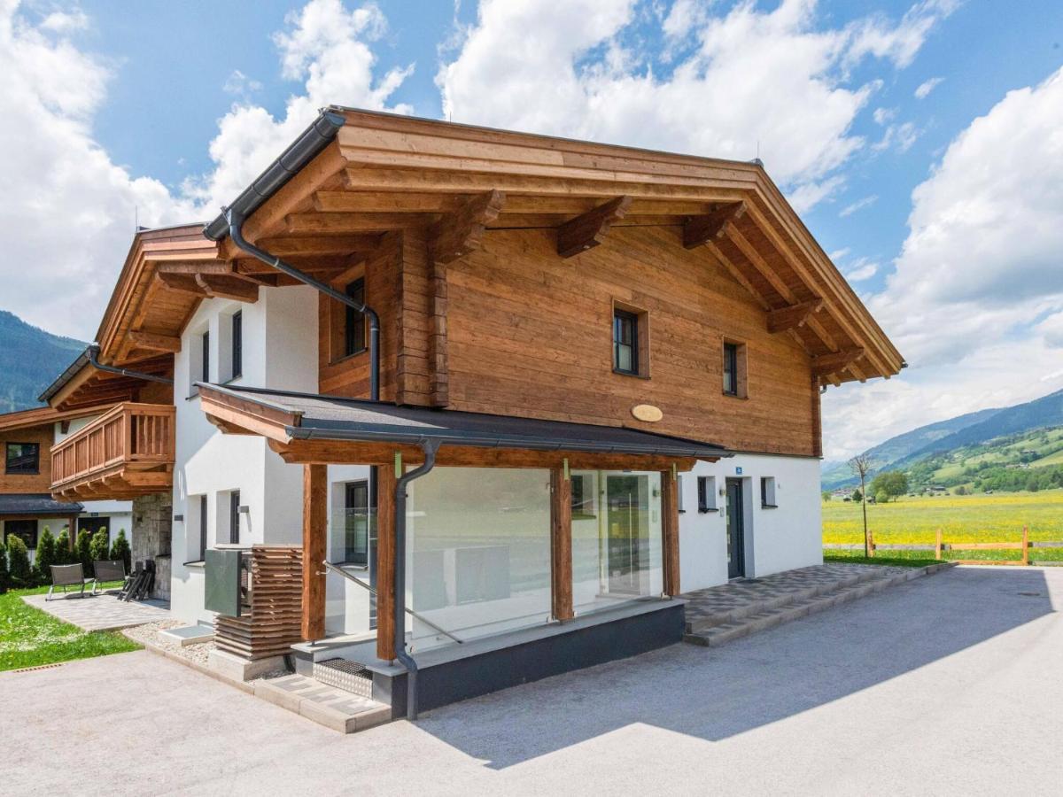 Fantastic Chalet With Sauna Niedernsill Exterior foto